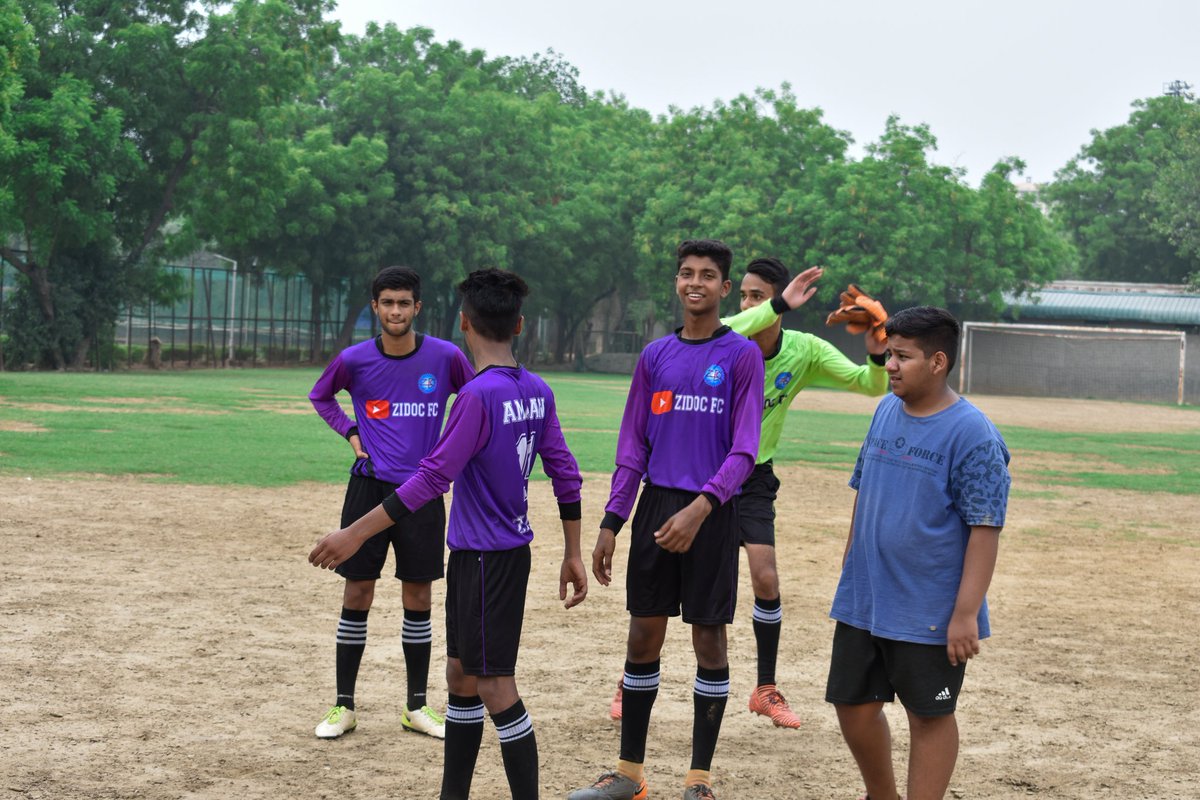 ZidocFc's tweet photo. Football ⚽ isnt JUST a game anymore
it’s a lifestyle...🔥 #zidocfc @YouTubeCreators @YouTube @IndianFootball #football #soccer #indianfootball #footballfocus #YouTubeShorts #YouTube #youtubechannel @Jyotirmaydasjd https://t.co/P46u6OBjaY