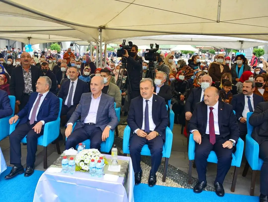 Ordunun Evladı Ak Parti Genel Başkanvekilimiz Sn Prof.Dr Numan Kurtulmuş’u Ordumuzda ağırlıyoruz.

Ak Parti Karadeniz Bölge Gençlik Kampında hitap eden Başkanvekilimiz ardından Ünye ve Fatsa Belediyelerimizin yaptığı hizmetlerin açılışına katılarak halkımıza hitap ettiler @Numank