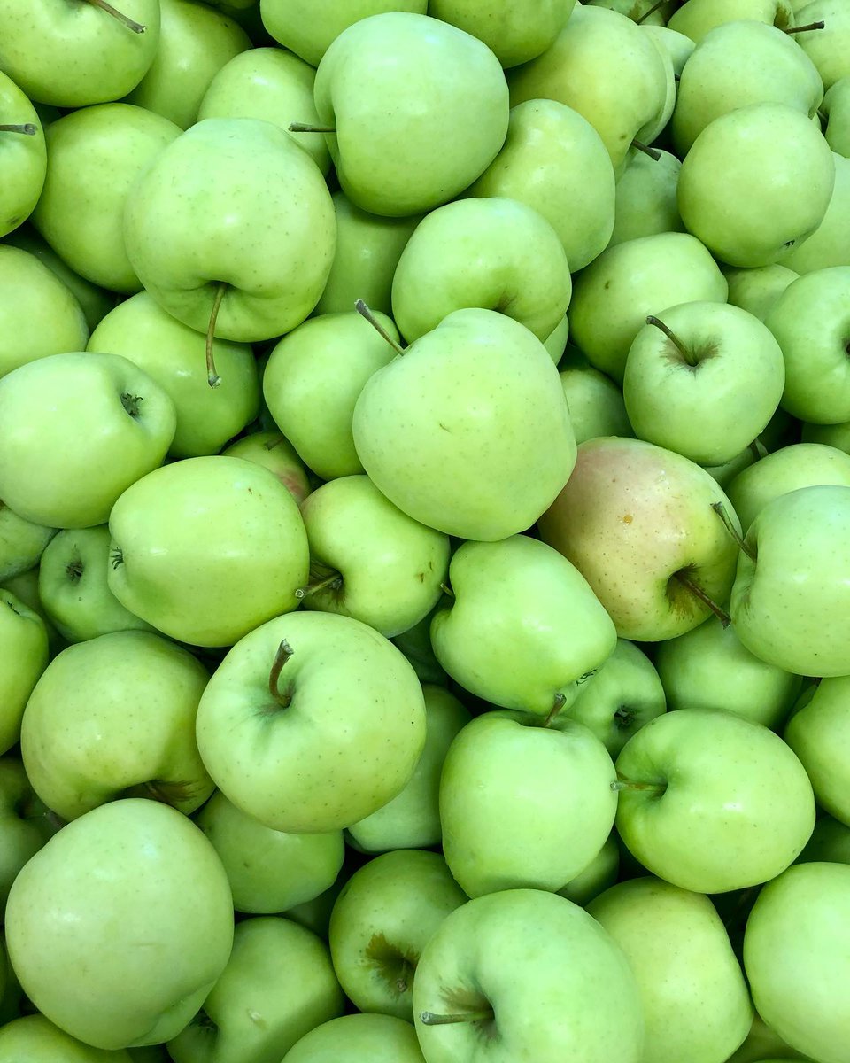 DestGettysburg's tweet photo. ✨Sunday Postcard✨ In honor of this weekend's National #Apple Harvest #Festival, near #Gettysburg!

IG 📷 sandoesfruitmarket, a delish stop on our #AdamsCountyPA Crop Hop! #Crop2It details, including $$ savings: 
https://t.co/3Zw7ce23f8 https://t.co/LHUYLkTLB7