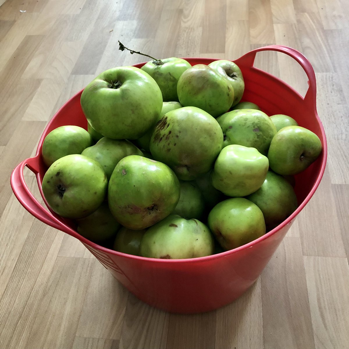 Simon Madine tweet media