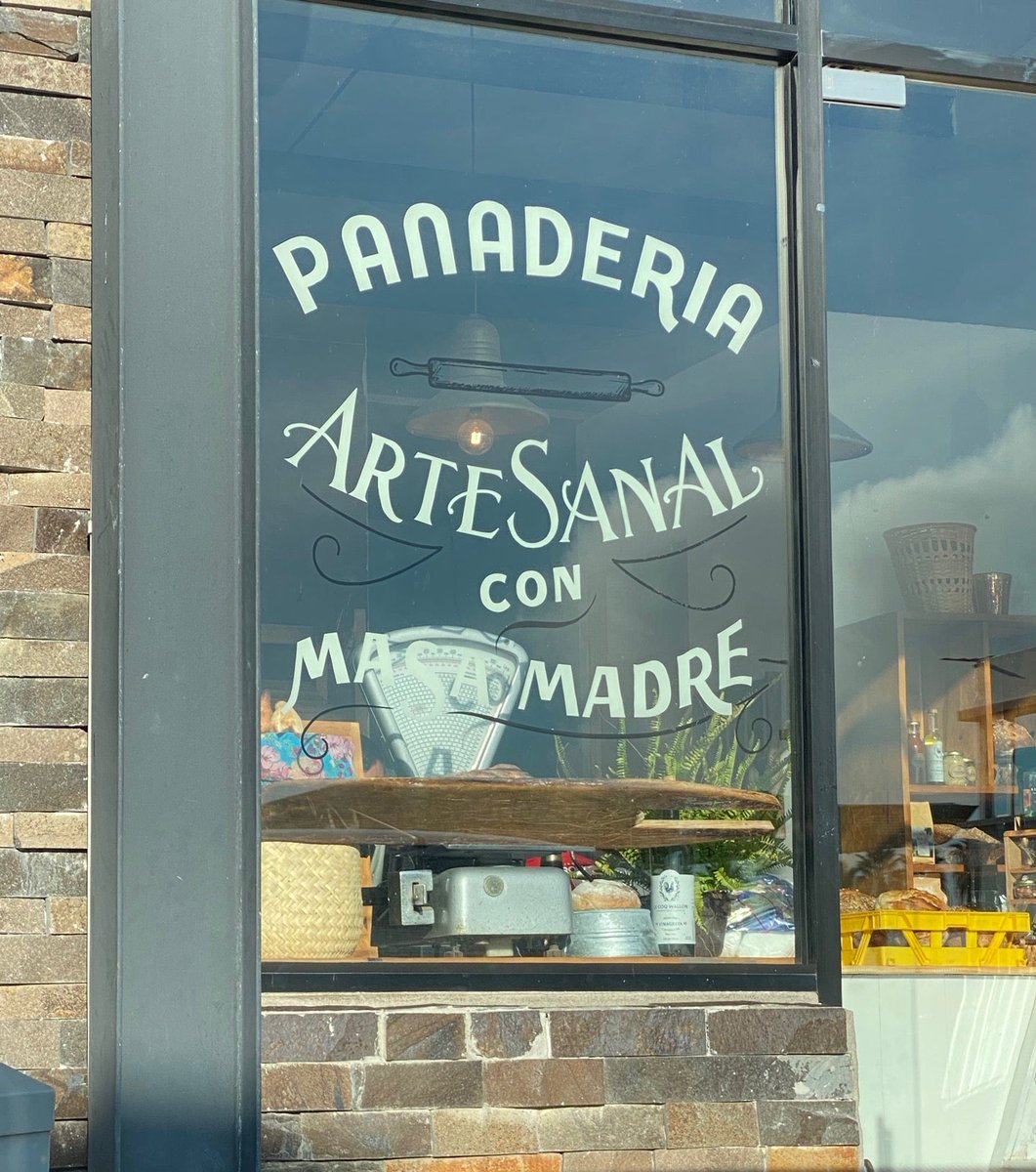 I'm at Panaderia La Salteña in Guadalajara, JAL w/ <a href="/genarinnn/">Genaro Martinez</a> swarmapp.com/c/2o57uLoBCLP