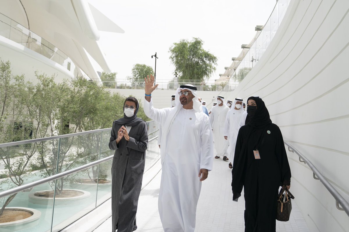 Погода в оаэ сейчас вода. Шейх Зейд Дубай. Pavilion Expo 2020 Dubai UAE. Глава ОАЭ. Шейх Зейд Дубай семья.