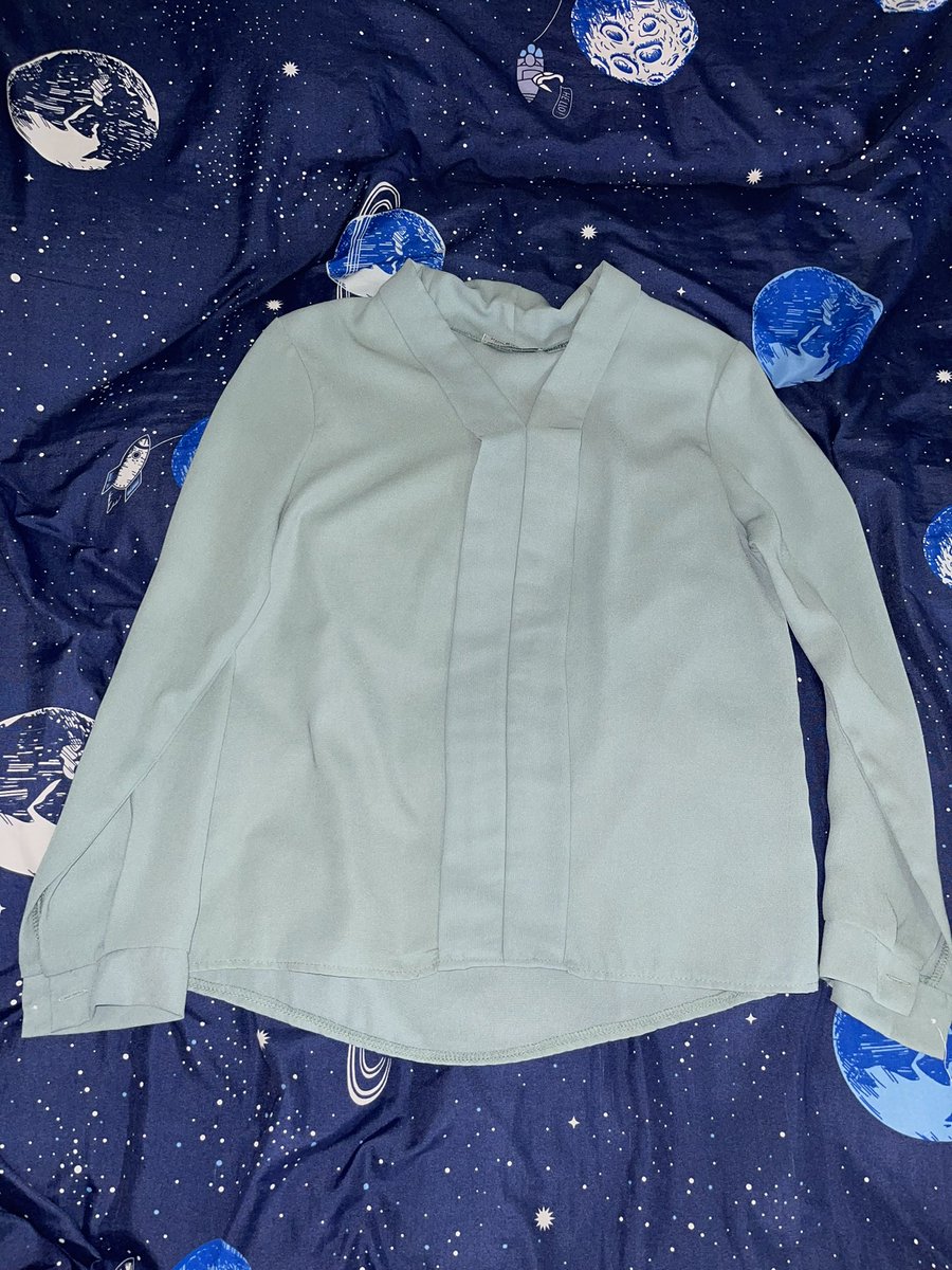 usedeverything_'s tweet image. แขนยาวตามรูปเลยงับ 50฿ ทุกตัว #ส่งต่อ #ส่งต่อเสื้อมือสอง #ส่งต่อเสื้อผ้า #ส่งต่อเสื้อผ้ามือสองสภาพดี #ส่งต่อเสื้อผ้ามือสองราคาถูก #ส่งต่อเสื้อผ้ามือ2 #เสื้อผ้ามือ2 #ส่งต่อเสื้อผ้ามือสอง #โล๊ะตู้ #โล๊ะตู้เสื้อผ้า #ส่งต่อสกินแคร์ #ส่งต่อคสอ