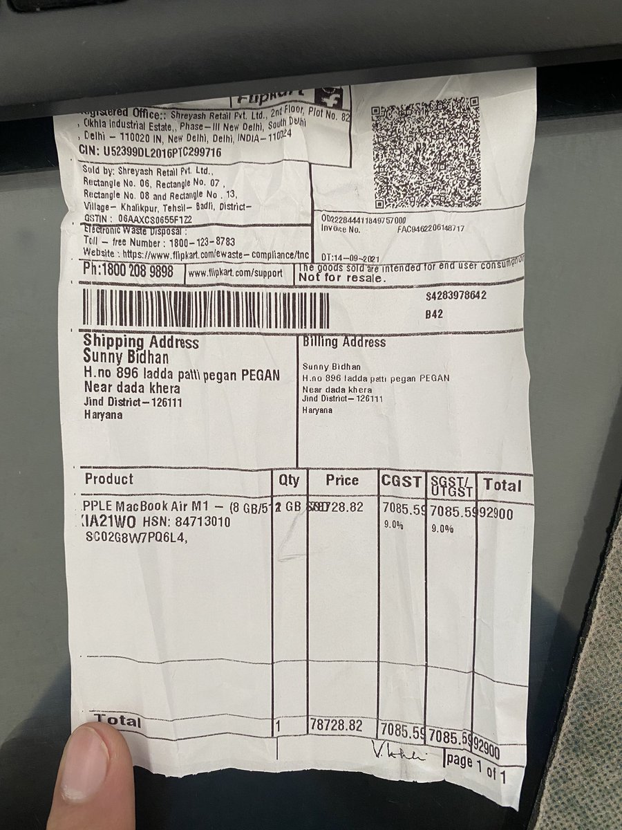 SunnyBidhan's tweet photo. @Flipkart @jagograhakjago @consumercourtin @CourtIndia #Flipkart se #Apple #MacBook 8/512 order kiya tha deliver hua 8/256  #Flipkart ne case verify kiya seller ne galti mani  return or mera sara nuksan bhrne ki mail confirmation bhi ki ab return reject kr di please solve this. https://t.co/gqdsDMtZFD