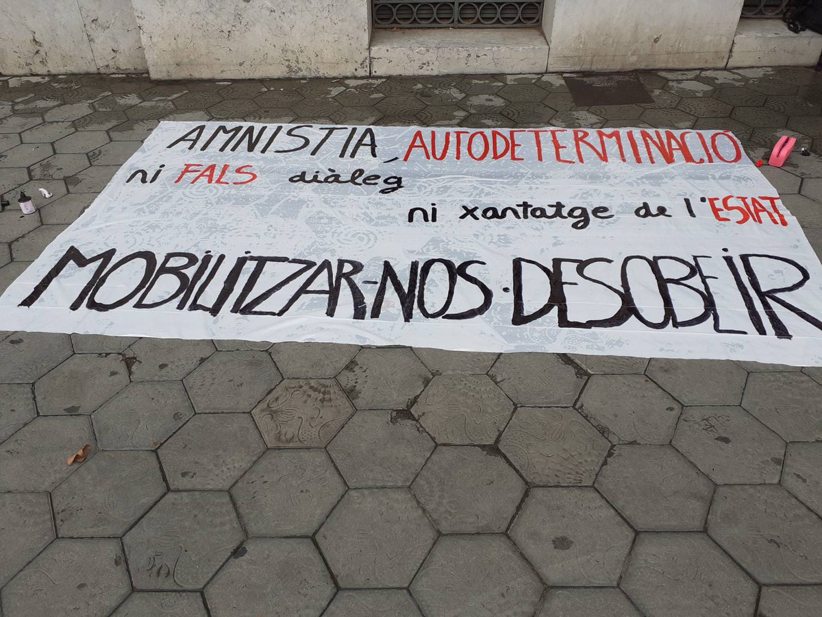 CDRLaMarina #NiOblitNiPerdó tweet media