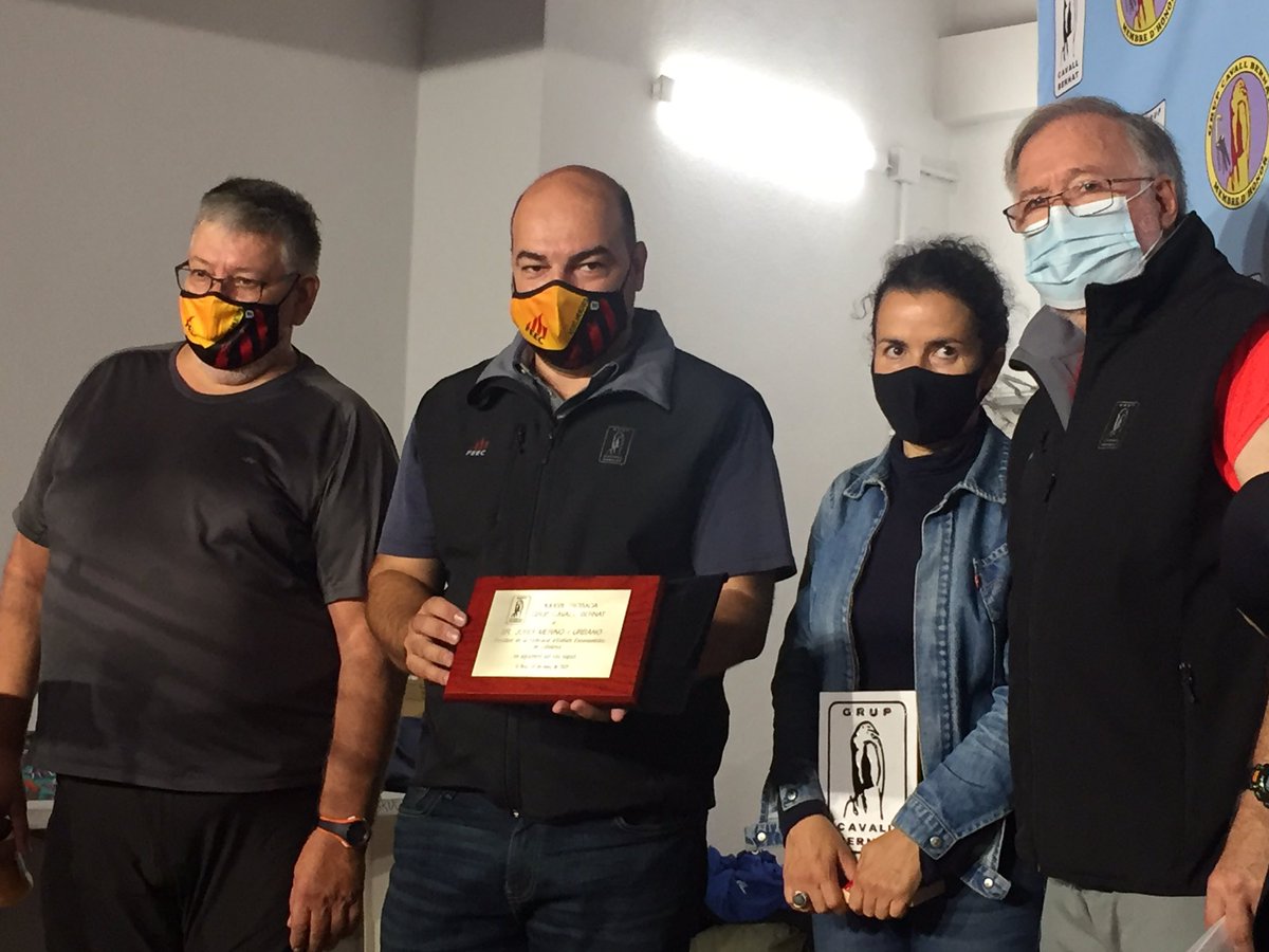 BernatGrup's tweet photo. L’alcaldessa de l’@AjElBruc  i el president de la @FEEC_cat han iniciat els parlaments de la trobada del Grup Cavall Bernat. https://t.co/udov5fxIvt