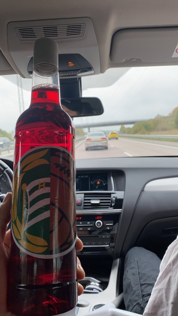 Simonslinus's tweet image. Peking away, kör vi! #bajen