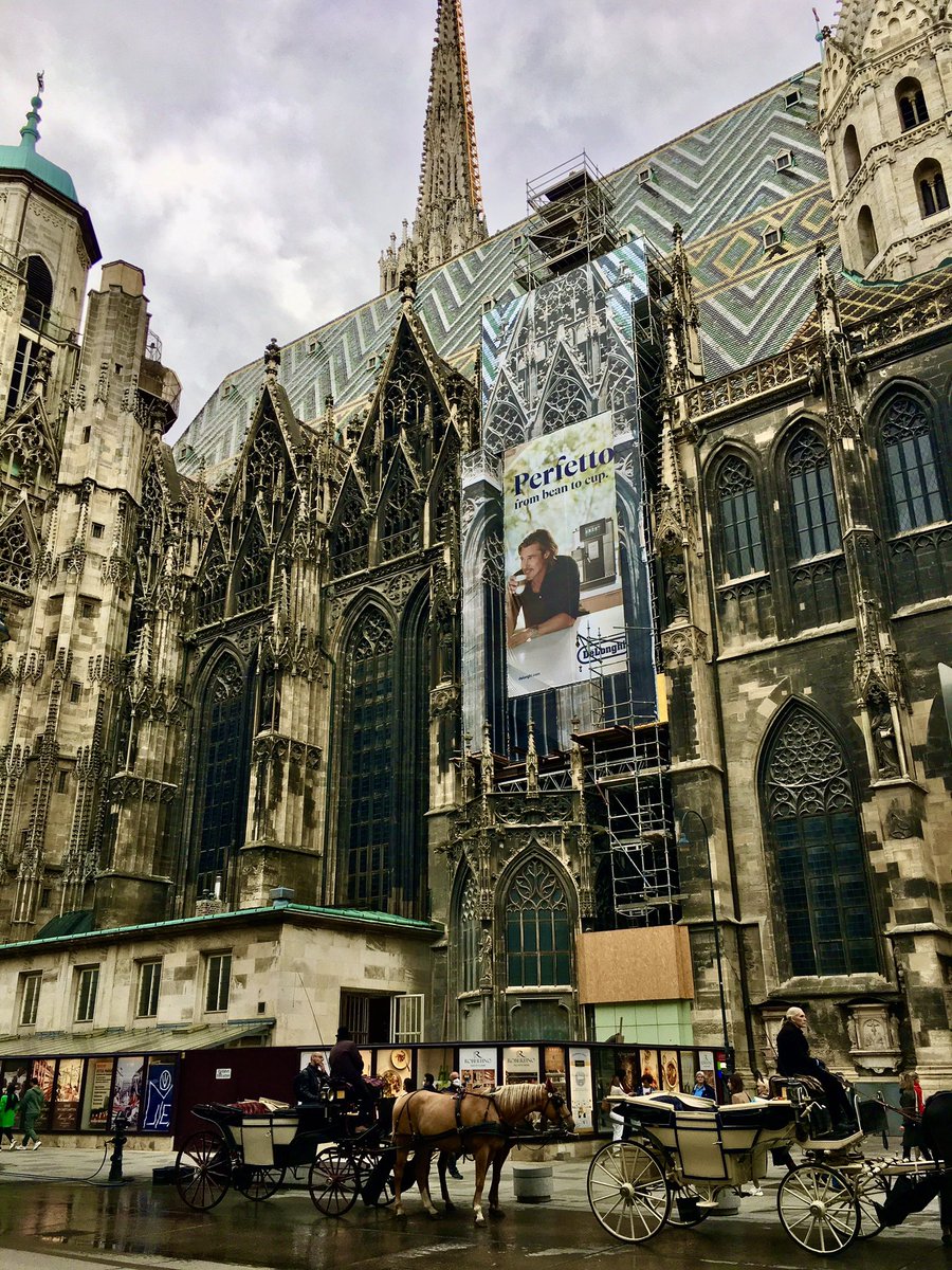 Sunday is #ChurchTime! 

And because we're reporting to you from #Vienna this month, what better church to feature than the imposing #Stephansdom, 
lovingly called 'Steffl' by the Viennese.

More info in ALT text!
#visitvienna #visitaustria #lovevienna #feelaustria