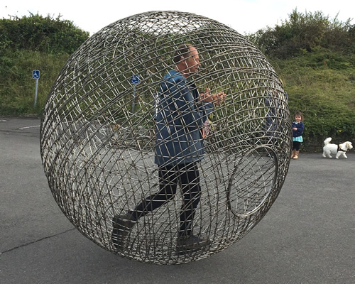 Meet German environmentalist Arnd Drossel in Balbriggan today!
balbriggan.info/meet-german-en…