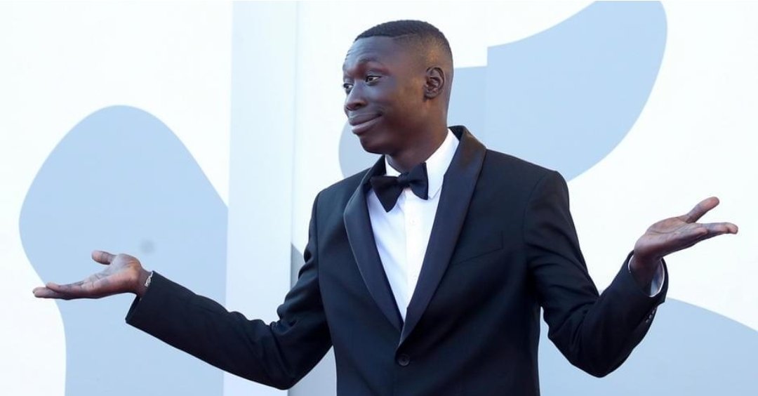Idawo3's tweet photo. Le profil de l'année : Khaby Lame.
Avec 114 millions de followers, le génie du Tiktok est la deuxième personne la plus suivie sur le réseau social.
Son style est simple: haussement d’épaules et un regard exaspéré sans prononcer un seul mot !
@KhabyLame
#Tiktok https://t.co/ocsYDYFb9N
