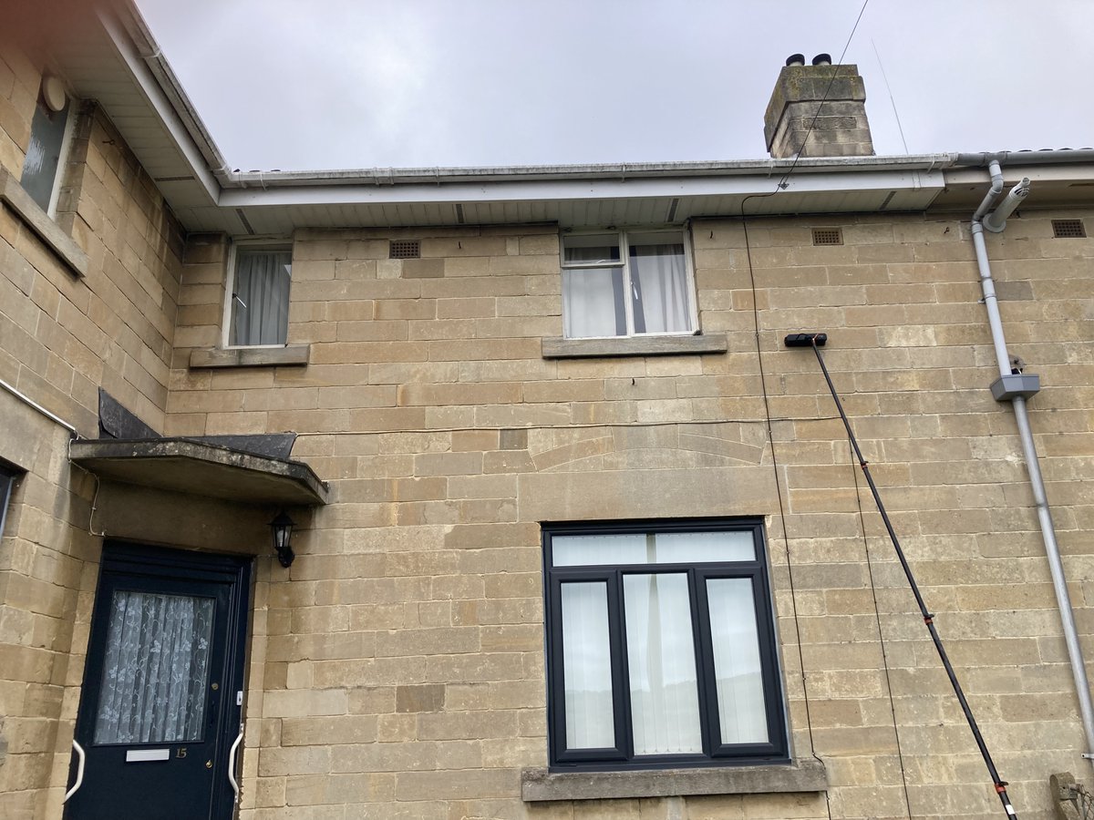 bathwindows's tweet image. Let us hurt your dirt!#CleanandBright team cleaning out  gutters, soffits and fascia at Kelston View in Bath. 😊