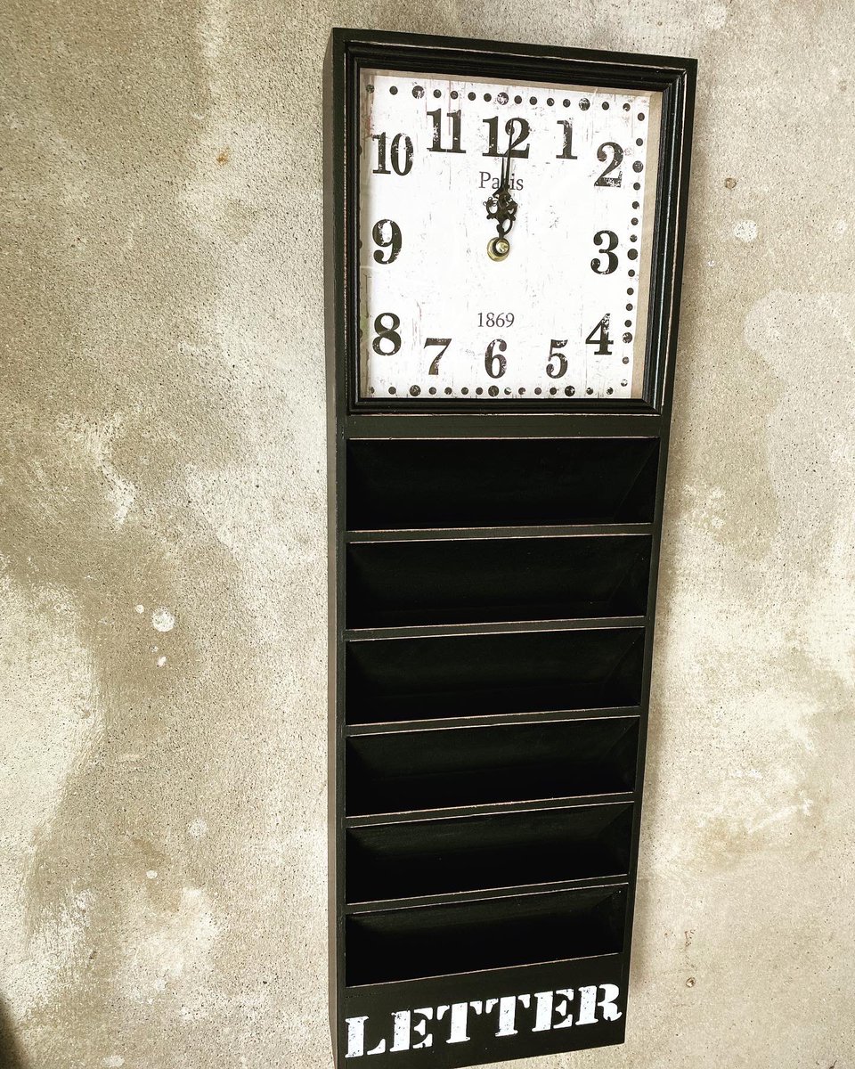 loftambiente's tweet photo. Vintage Wanduhr für den Eingang/Flur mit Briefablage
https://t.co/DPXvODdzkb
#vintageuhr #industrieuhr #industrialuhr #retrouhr #briefhalter #wanduhr #schweiz #designuhr #loftuhr #retrouhr #vintagewanduhr #industriewanduhr #zürich #oerlikon #bern #luzern https://t.co/XbljN2WAvX