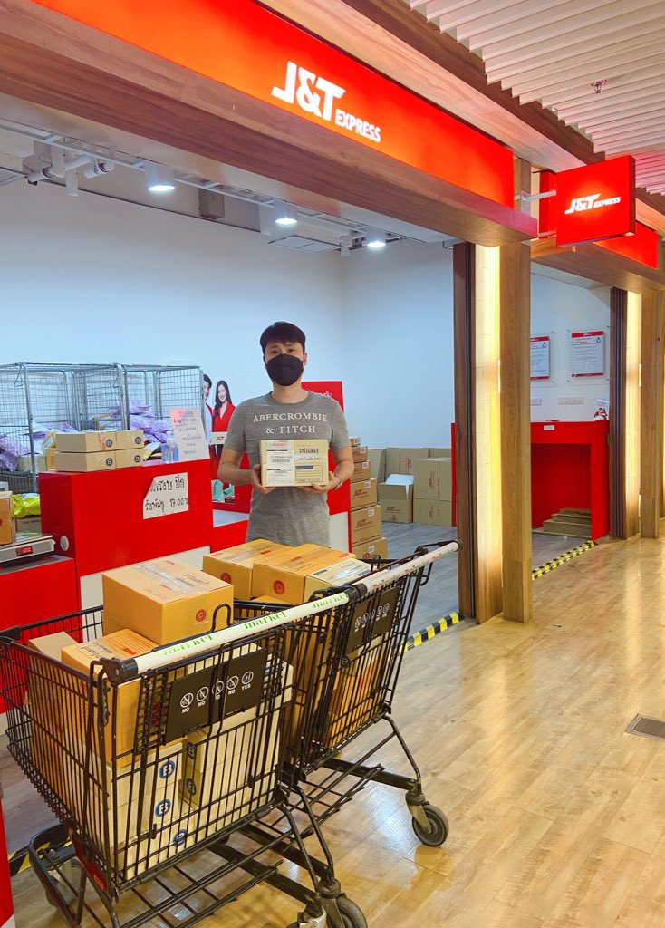 wondermiso's tweet image. รอบส่งวันอาทิตย์ที่ 3/10 
เดินทางมาถึง Lot 38 จัดส่งเรียบร้อยค่ะ ขอบคุณทุกกำลังใจ ทุกๆออเดอร์และขอบคุณทุกคนที่ช่วยอุดหนุน 3โพชากิมจิจ้า ❤️✌🏻🙏🏻
#กิมจิ #3โพชากิมจิ #อาหารเกาหลี #อร่อยบอกต่อ #อร่อยจนต้องรีวิว