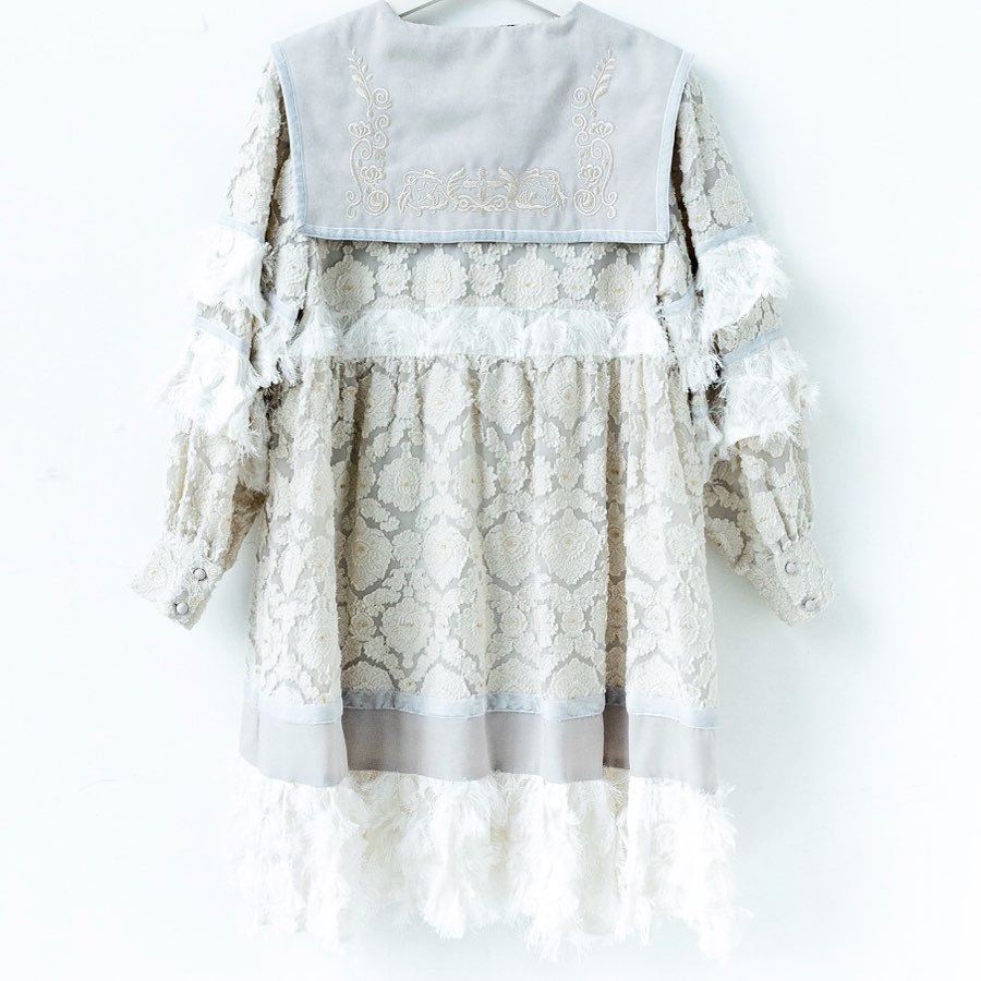 美品】 rurumu:19aw angel ホワイト 縷縷夢兎 OP sailor ひざ丈
