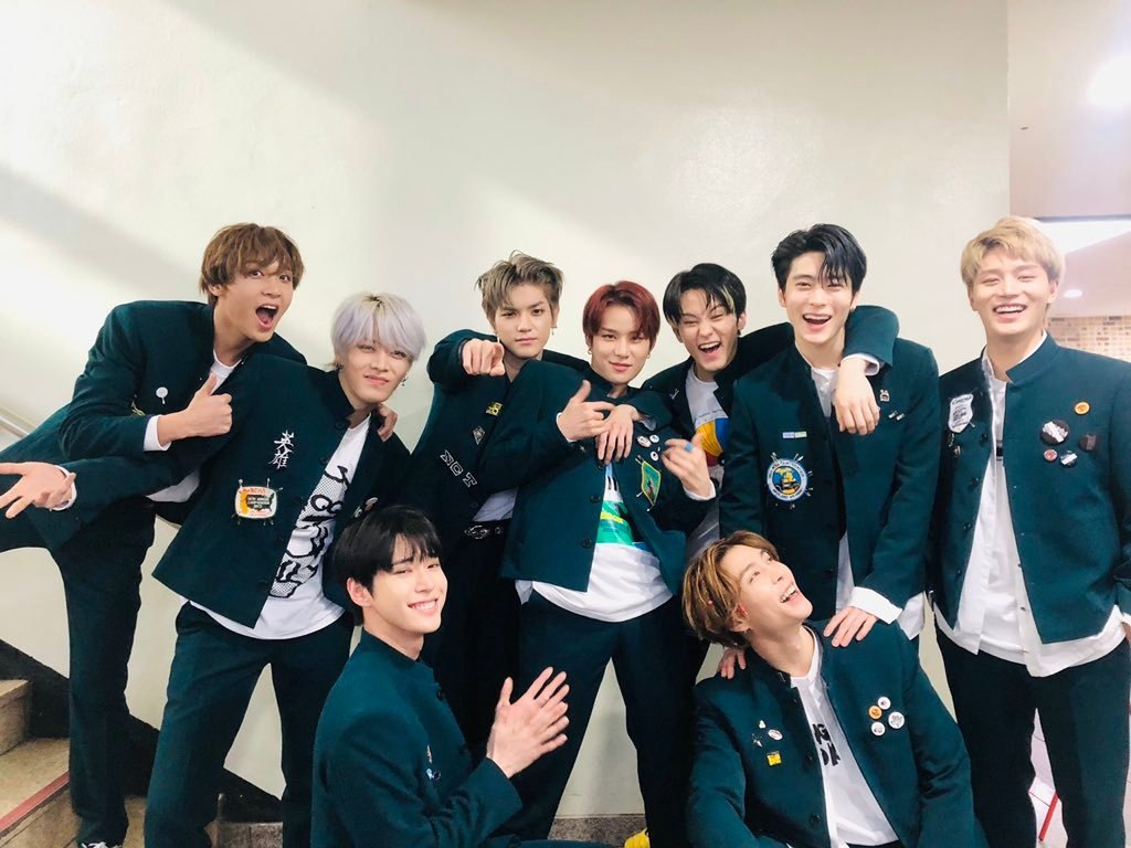 nctzensaid's tweet photo. It's crazy how we worked so hard to get their #KickItFirstWin and now we are celebrating #Sticker9thWin on Inkigayo!! 💚 #NCT127_Sticker https://t.co/IwiBNHSOq5