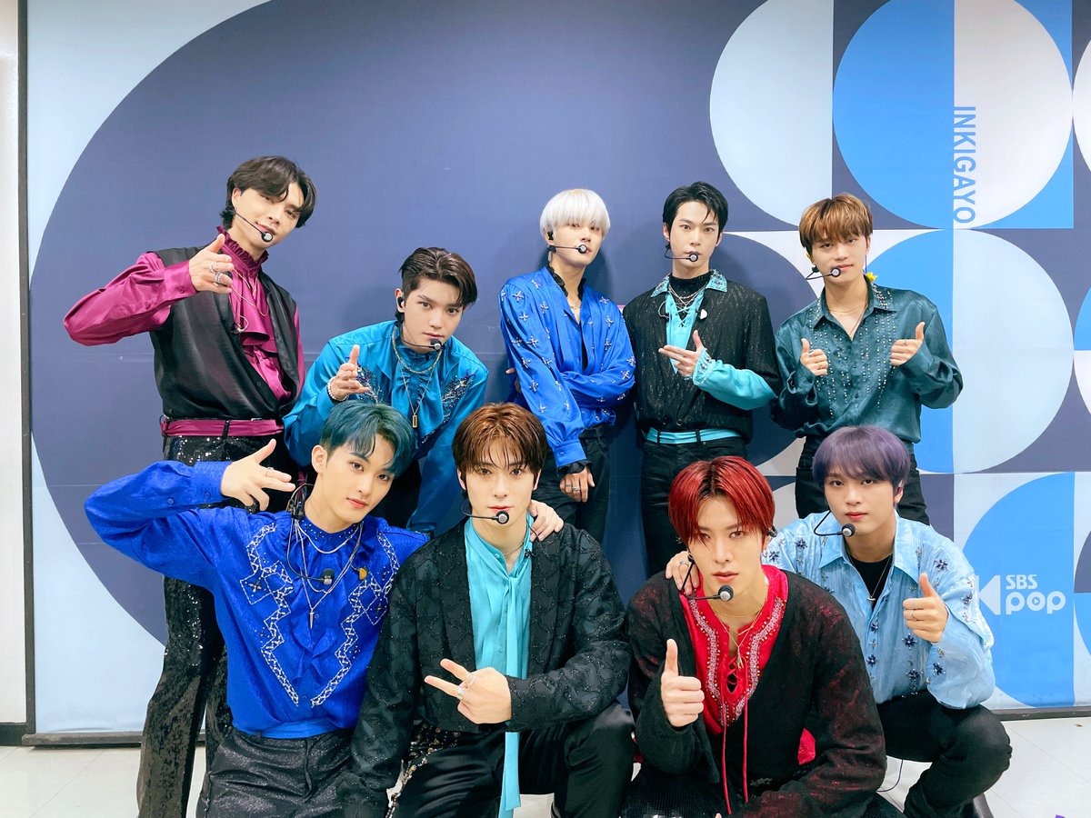 nctzensaid's tweet photo. It's crazy how we worked so hard to get their #KickItFirstWin and now we are celebrating #Sticker9thWin on Inkigayo!! 💚 #NCT127_Sticker https://t.co/IwiBNHSOq5