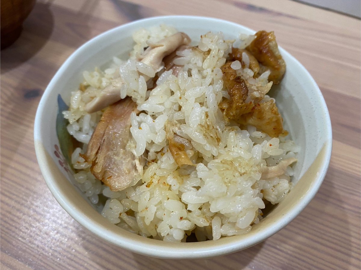 adsweetsclub's tweet photo. 完成。いやね、これ美味しいんです。うどんも良いけど、米派の方、是非。
https://t.co/LelNWqZnsh
@sanukidorihompo https://t.co/HfeUPhgPU5