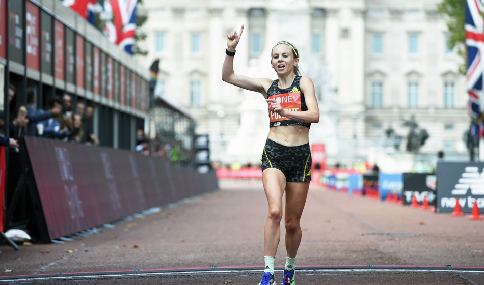 AthleticsImages's tweet photo. Charlie Purdue celebrates finishing first British woman in the London Marathon @charliepurdue @AFDACofficial 
📷 Mark Shearman https://t.co/BqTaUWlR7N