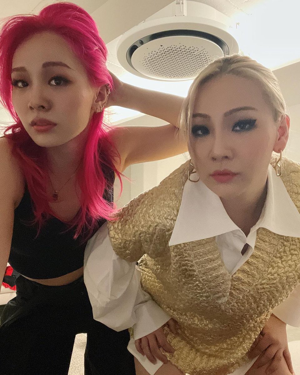 GZBPhilippines's tweet photo. [PIC] 10032021 Harin Lee Instagram Update with her Sister, CL "🍒"

Lee Sisters for the win!!

#CL #chaelinCL #HL #Harin #LeeSisters @chaelinCL https://t.co/bGmDTEbF2R