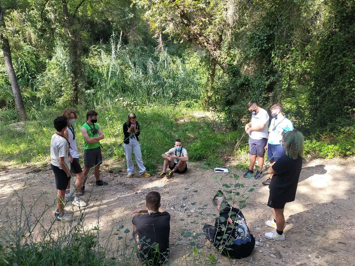Ahir totes les unitats vam començar el cau i ens ho vam passar súper bé! Donem la benviguda al nou curs, entomant-lo amb més energía que mai!!!🖤💚