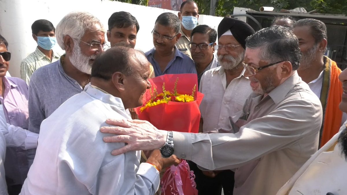 Santosh Gangwar tweet media