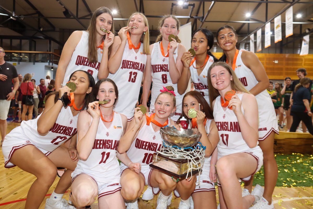 basketballqld's tweet photo. Our QLD South Boys and QLD South Girls are the 2021 U16 @BasketballAus Australian Junior Champions!! 🥇🥇🏆
Our QLD North Boys finished with a silver medal 🥈 and our QLD North Girls finished 4th overall 👏👏
#WeAreQLD #AusChamps https://t.co/NkY1nOpFC3