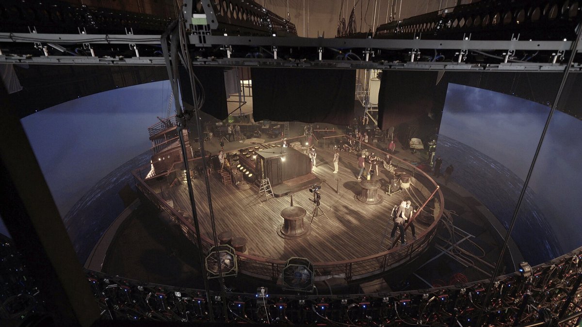 The VP stage DARK BAY is the largest permanent LED installation of its kind in Europe. 
We are honored to present Philipp Klausing Managing Director of DARK BAY and EP of ‘1899’ - the first production to make its home in the new studio at #picturethis_21 👉bit.ly/3orixIv