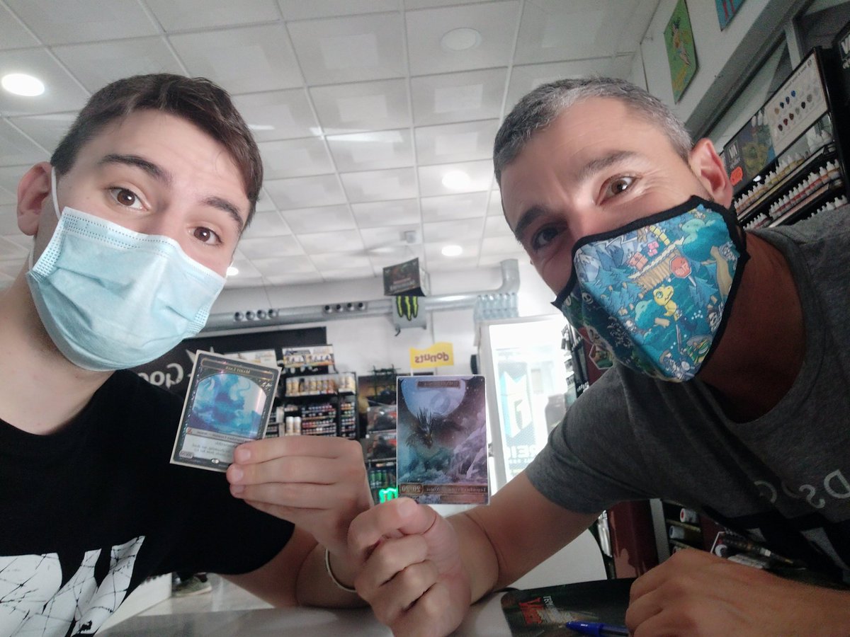 Juan Luis Sum (@juanluissum) on Twitter photo Top8 en Legacy 😁 Os dejo foto con un crack que me he encontrado <a href="/Jomyalfonso/">Jomy Alfonso Galera</a>
Seguimos informando Top8 en Legacy 😁 Os dejo foto con un crack que me he encontrado <a href="/Jomyalfonso/">Jomy Alfonso Galera</a>
Seguimos informando
