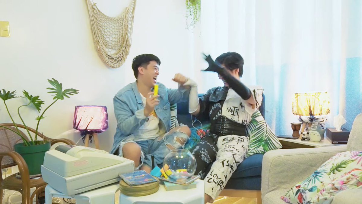 mintchoobe's tweet photo. Thank you so much for this content, @kidsatthebackPH! Congrats on your pilot EP @eboymnl @PaoPangs! 💖 Can't wait for more huhu #SundaysBeks #KidsAtTheBack https://t.co/beEIKm8ujr