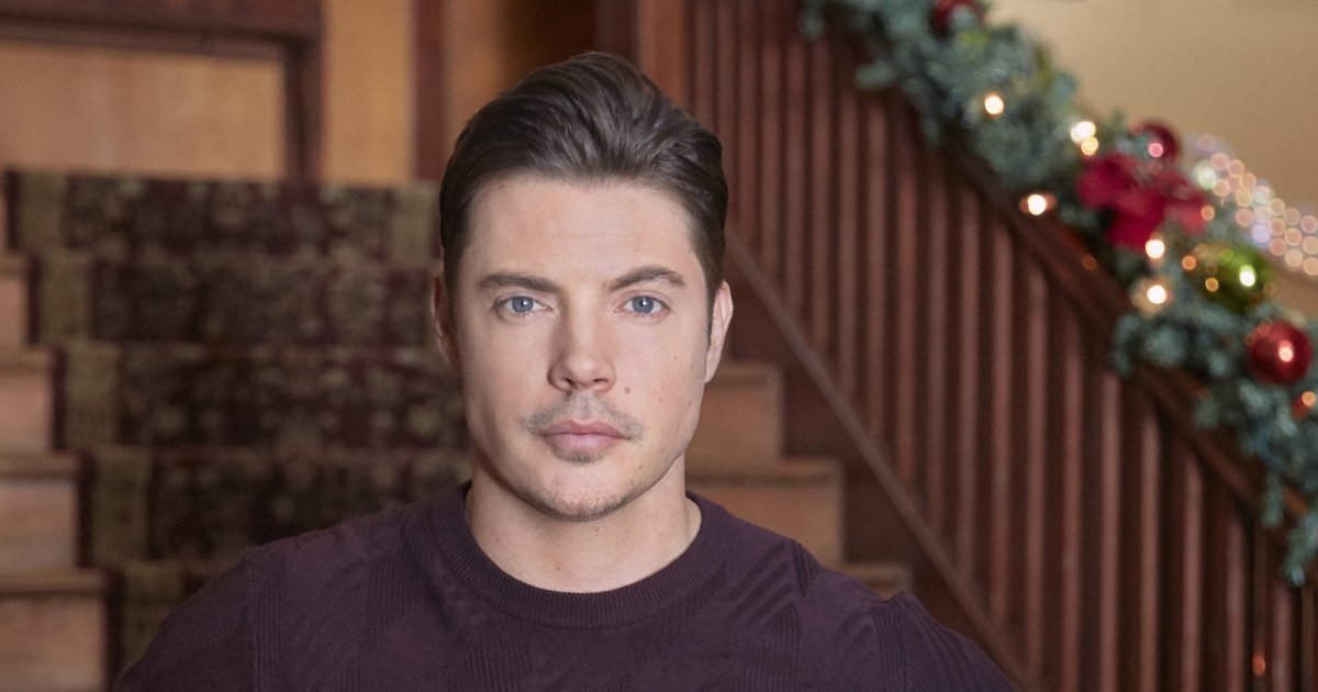 Hallmark & GAC Movie Fans on Twitter: "Besides all of them starring in