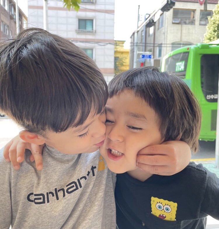 hammingtons_'s tweet photo. cutie https://t.co/10Ym8TPYs7