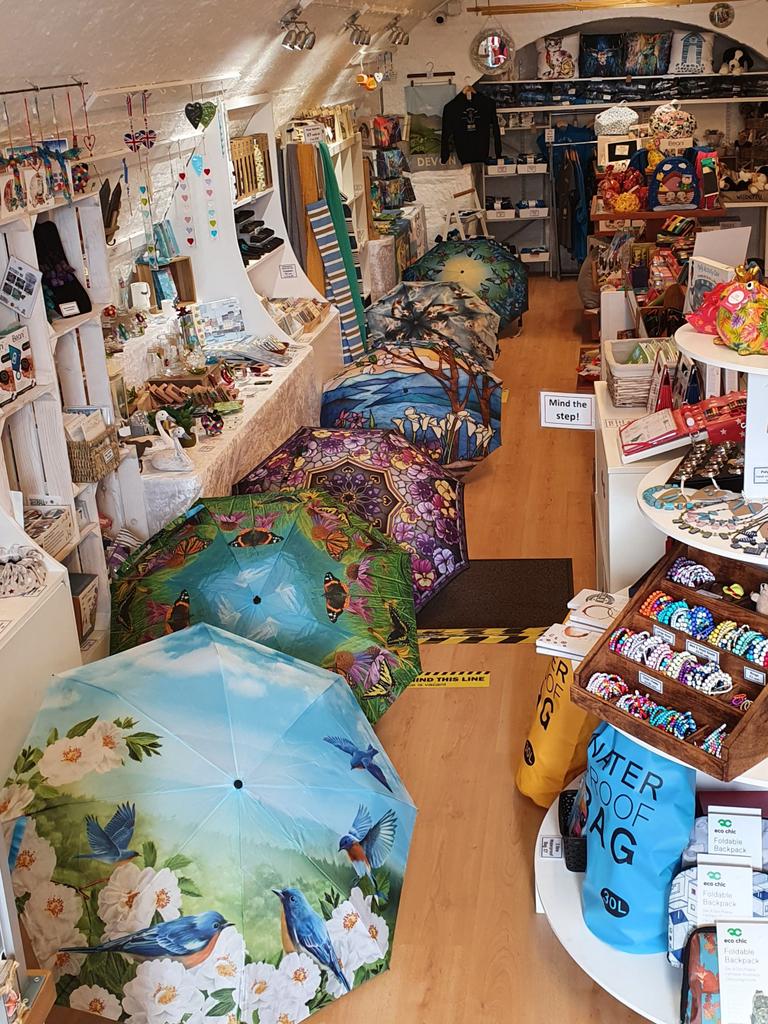 Things to do on a rainy Sunday in the shop. Unpack a delivery of windproof umbrellas! Tested in a wind tunnel, up to 50mph Mary Poppin would love them! Great £30 gift #ExeterQuay