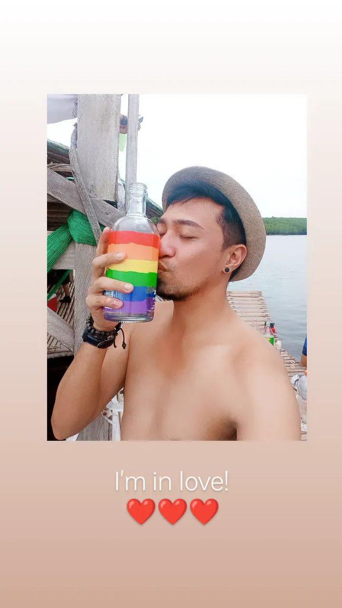 mejamesclifford's tweet photo. I think I'm in love. 😍😍😍 #AbsolutPRIDE https://t.co/cykoOrRhjX