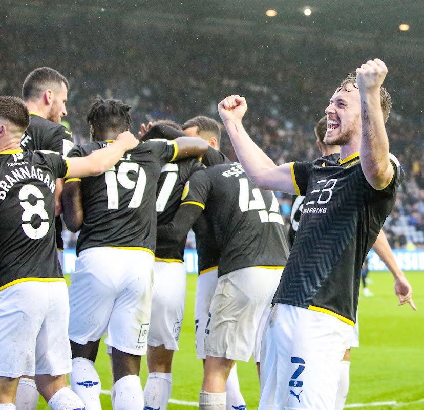 Enjoyable weekend 💛