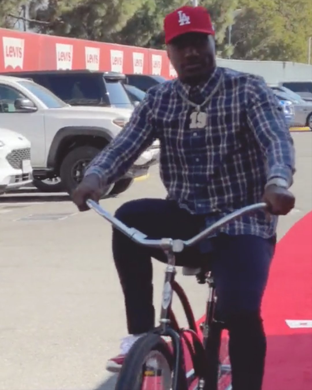 Friday Movie Debo Bike