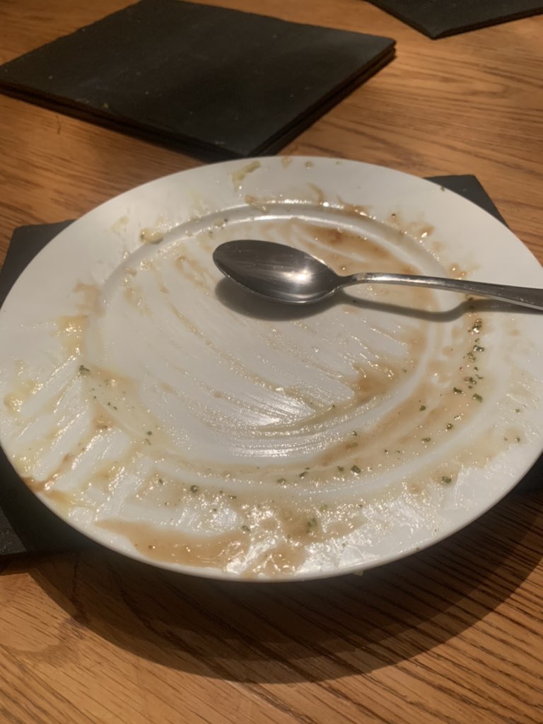 Start to finish😍😍😍😍proper #local food <a href="/bucksfamily/">meat on the corner</a> <a href="/WelshLamb_PGI/">Welsh Lamb</a> 👌👌👌👌👌<a href="/mrsdarlingtons/">Mrs Darlington's</a>