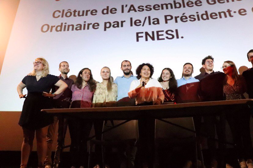 La_FNESI's tweet photo. #FNESICN21 | Hier a eu lieu l’Assemblée Générale Ordinaire de la #FNESI. 

➡️ Le bureau 20-21 de @Bleuenn_FAGE a laissé sa place à la liste menée par @Mathilde_FNESI : « #Engagement et #Solidarité : des valeurs fondamentales pour un #réseau uni face à l’#avenir » https://t.co/n2NxD1lbuQ