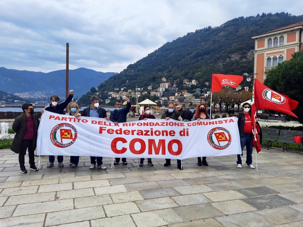 PRC_Como's tweet photo. Anche a Como, solidali e complici con #MimmoLucano ✊ https://t.co/DTnyj9RYcG