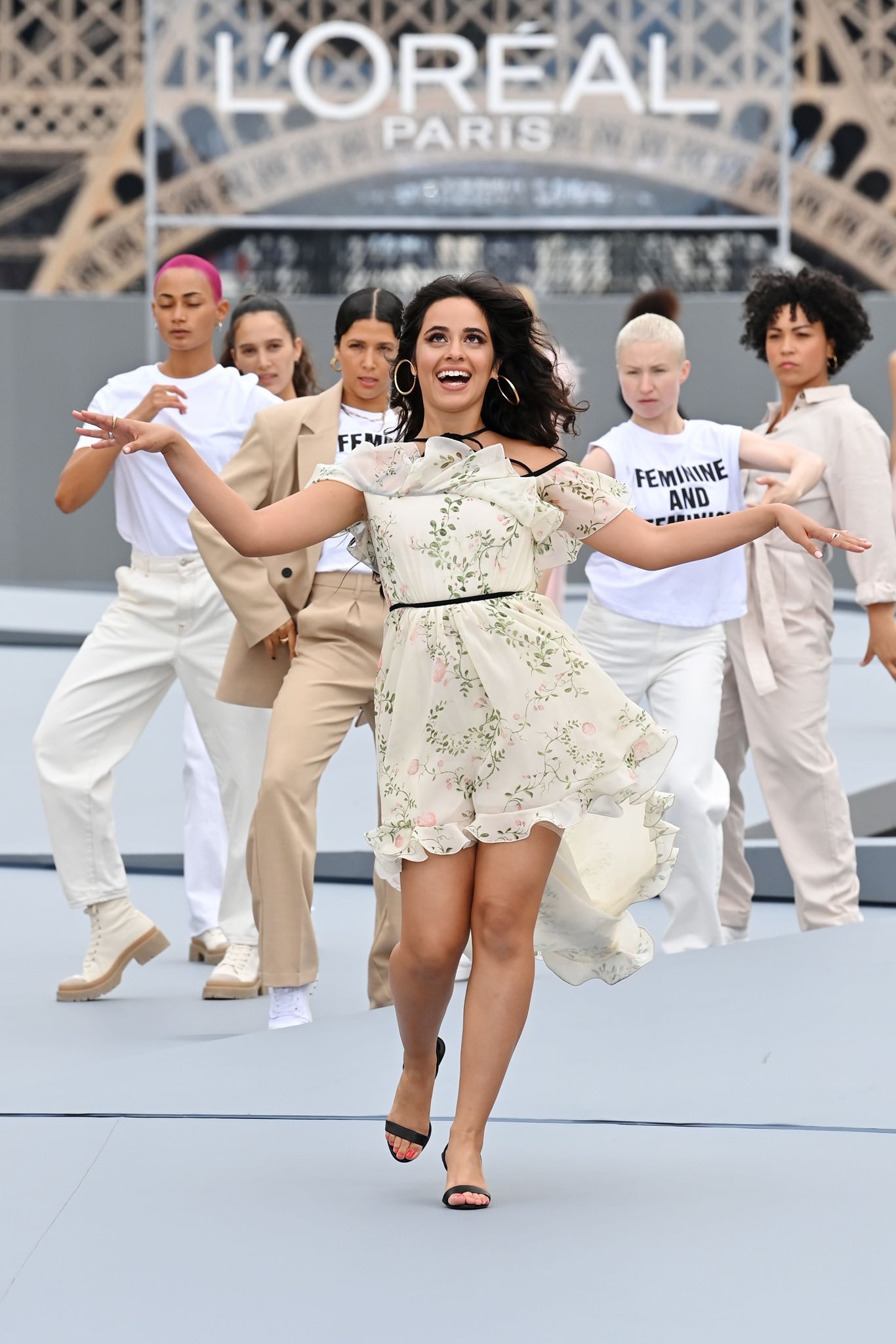 FAyBw_hWUAUuR9o?format=jpg&name=large