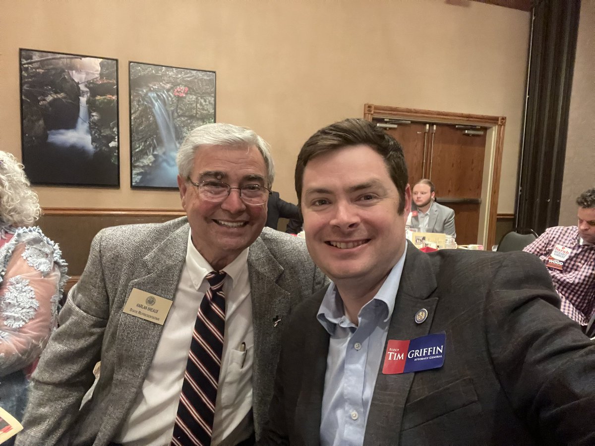 Had a great time last night in Carroll County w/ my friends &amp; colleagues Rep. <a href="/BreauxHarlan/">Harlan Breaux</a>, Rep. Ron McNair, &amp; Sen. <a href="/Bob_Ballinger/">Bob Ballinger</a>. Only got a picture with Breaux though! #arpx #arleg