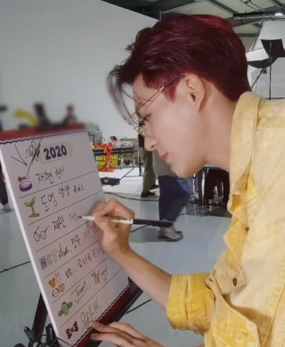 제미니가 안경팀 뽑고 27시간 뒤에 재노가 두번째로 안경팀 뽑은게 진짜 ㅋㅋ 중간에 아무도 안경 안뽑은거 ㅋㅋㅋㅋ