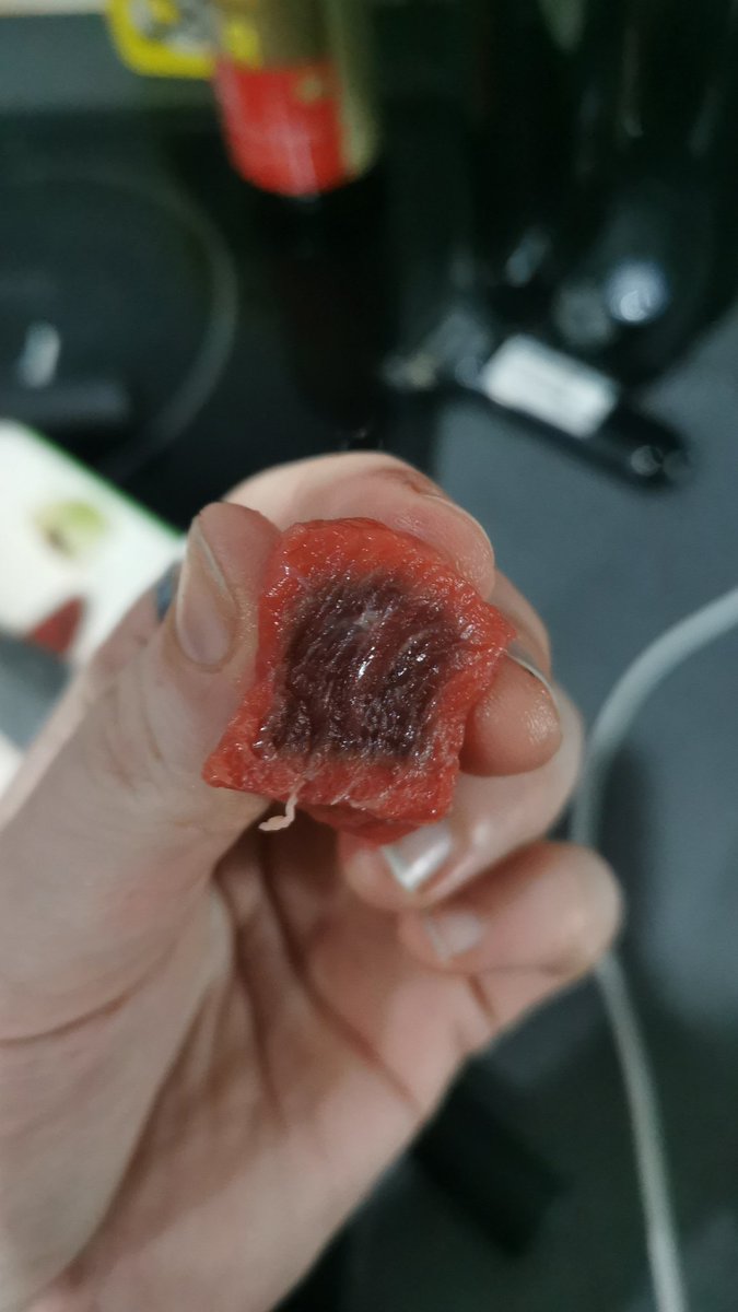 Ffilly95's tweet photo. @asda @AsdaServiceTeam think there's something wrong with your beef guys, brown/dark spots running throughout and a couple of white spots 🤢 r.i.p my crispy beef https://t.co/7RaVuuQUWP