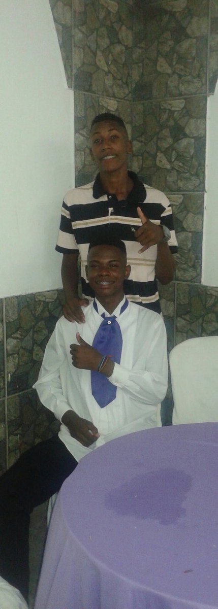 _eusemprefeio's tweet photo. faz isso não macaco, n tô acreditando que tu se foi família, que isso, te amo irmão😭😭😭😭😭😭😭😭😭😭😭😭 https://t.co/2qxRD67CQa