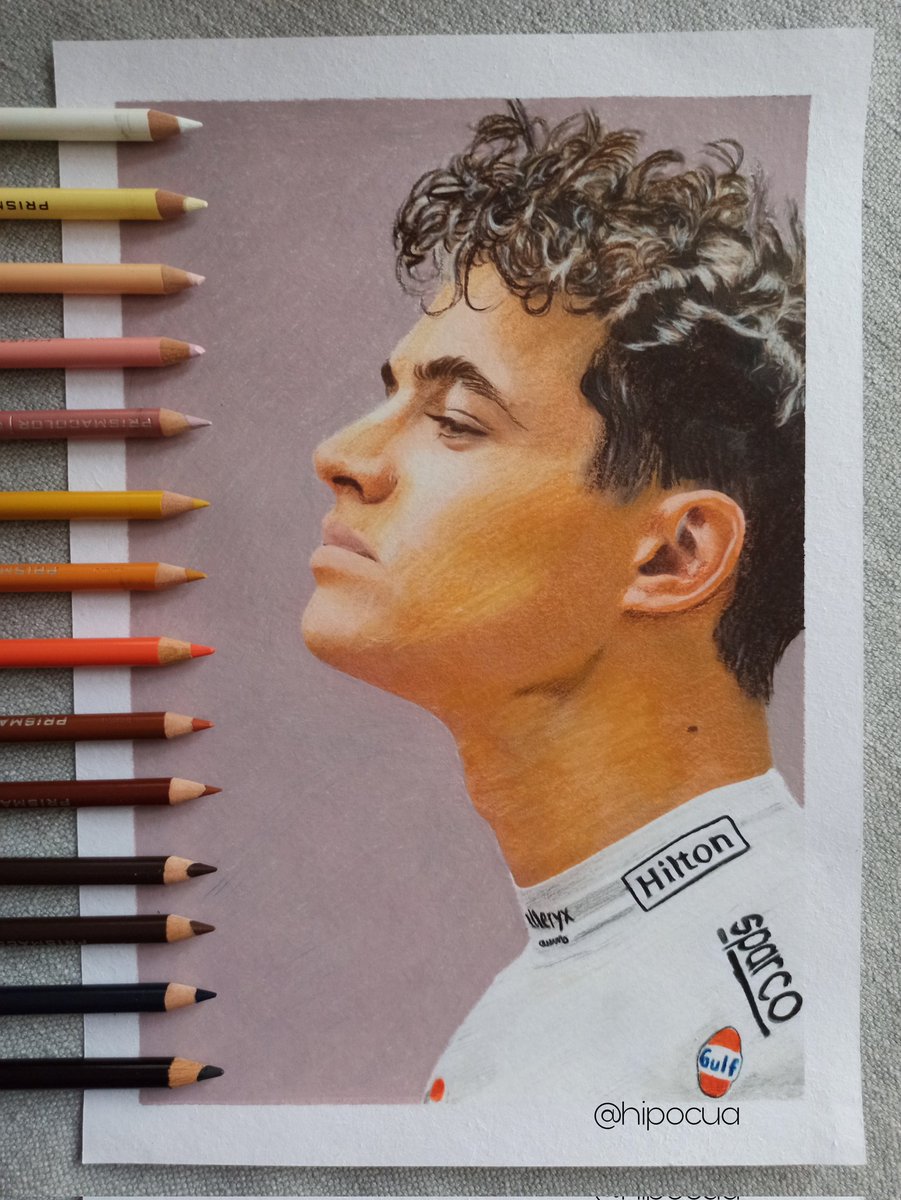 zielinskaaart's tweet photo. I just finished drawing @LandoNorris (@McLarenF1) 

And remember It cost 0$ to rt and support an artist 🎨

Crayons: prismacolor &amp; polychromos

Check my art instagram: hipocua

#FansLikeNoOther #SendIt #F1 https://t.co/XouFmDJUP5