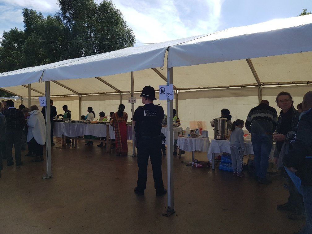 pc1649's tweet photo. Visited the Tamils Historical Society food festival today in Kings Sutton with PC King and PC East. It was great to see and speak to the members of the public who attended. The food and hospitality was amazing. Good community engagement. @BrackleyNptSgt @SthNorthantsNPT https://t.co/kZ6LgR0HIn