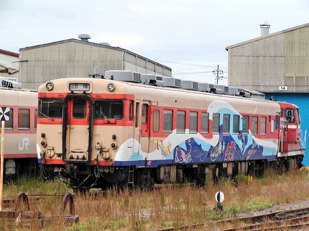 松任工場 #廃車 #解体 #485系 #キハ58系 #12系 #DE10 車体に分かり