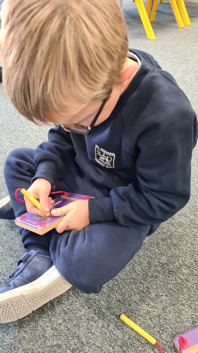 MrsLClarkStNins's tweet photo. Exploring numbers #InvNum #MathsWeekInverclyde https://t.co/Y9TEYTSHWH