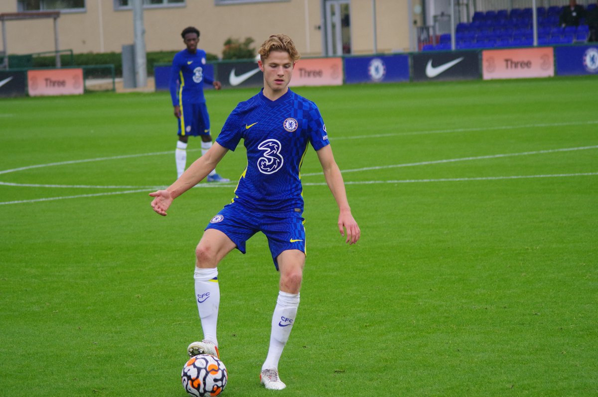 fleetphotos's tweet photo. @ChelseaFC U18 v @WestHam 021021 1-2 - #tobin #castledine @chelseayouth @NeilSpyBarnett @stamford_bridge @1JamesCHELSEA @ChelseaChadder https://t.co/mgGEnZ7LG9
