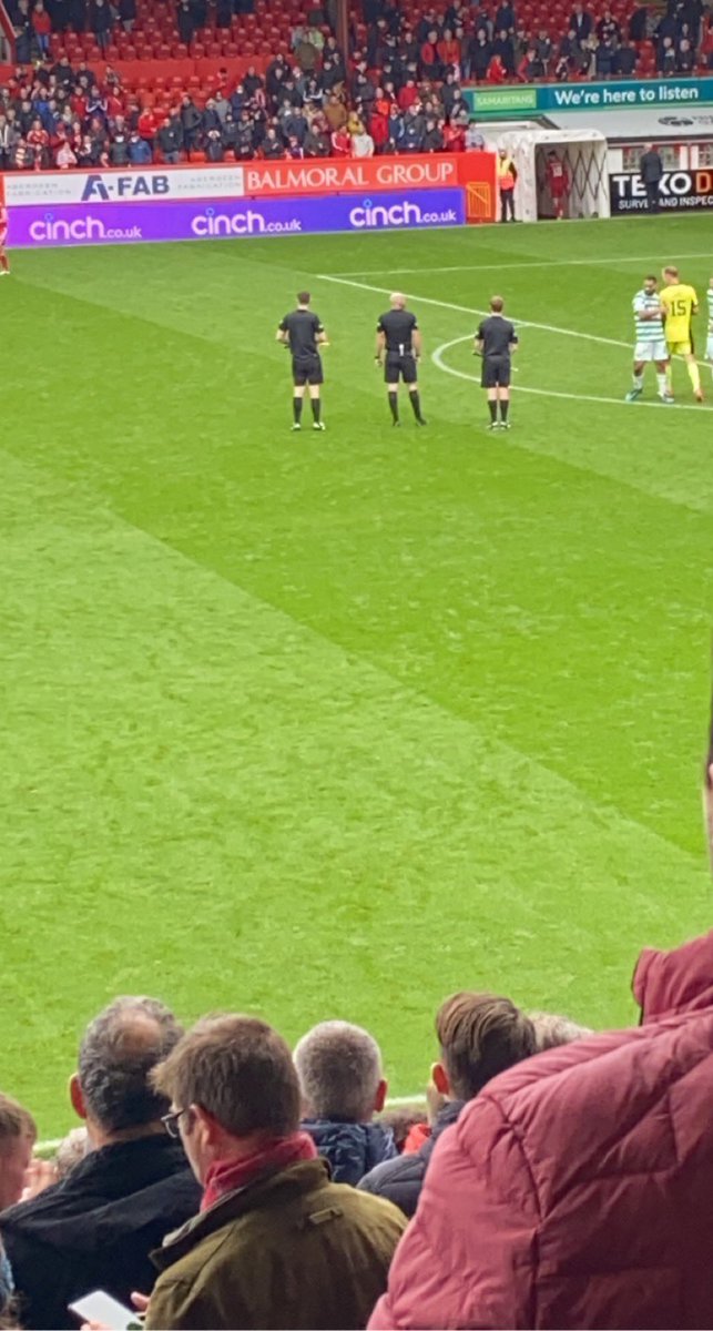 The Bobby madden show once again, very unlucky from dons. Glass in. Woods out 🆎