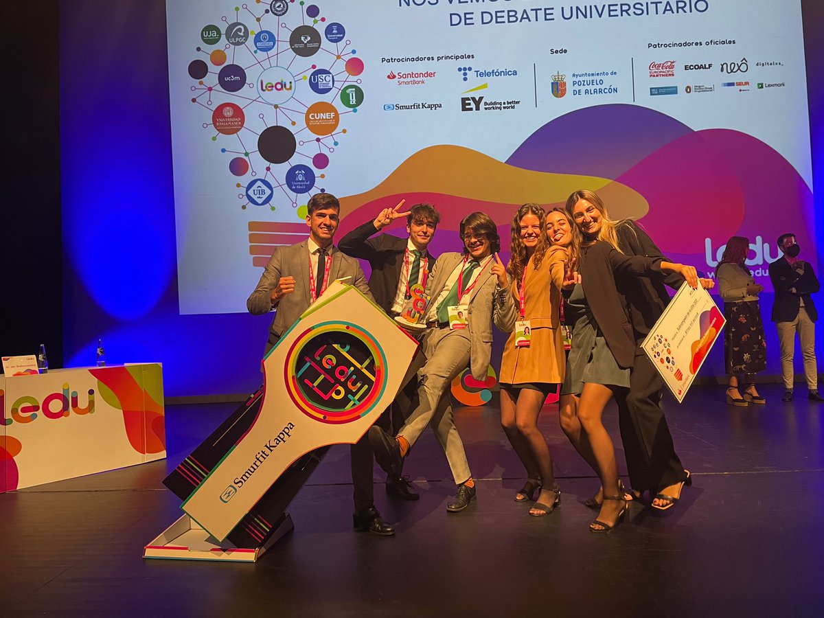 _ADUSAL's tweet photo. La @usal se proclama subcampeona de España de debate académico. Enhorabuena a la @UAHes por el primer puesto y gracias a la @LEDU_debate por toda la organización. ¡Larga vida al debate! https://t.co/HcY3xNT2x1